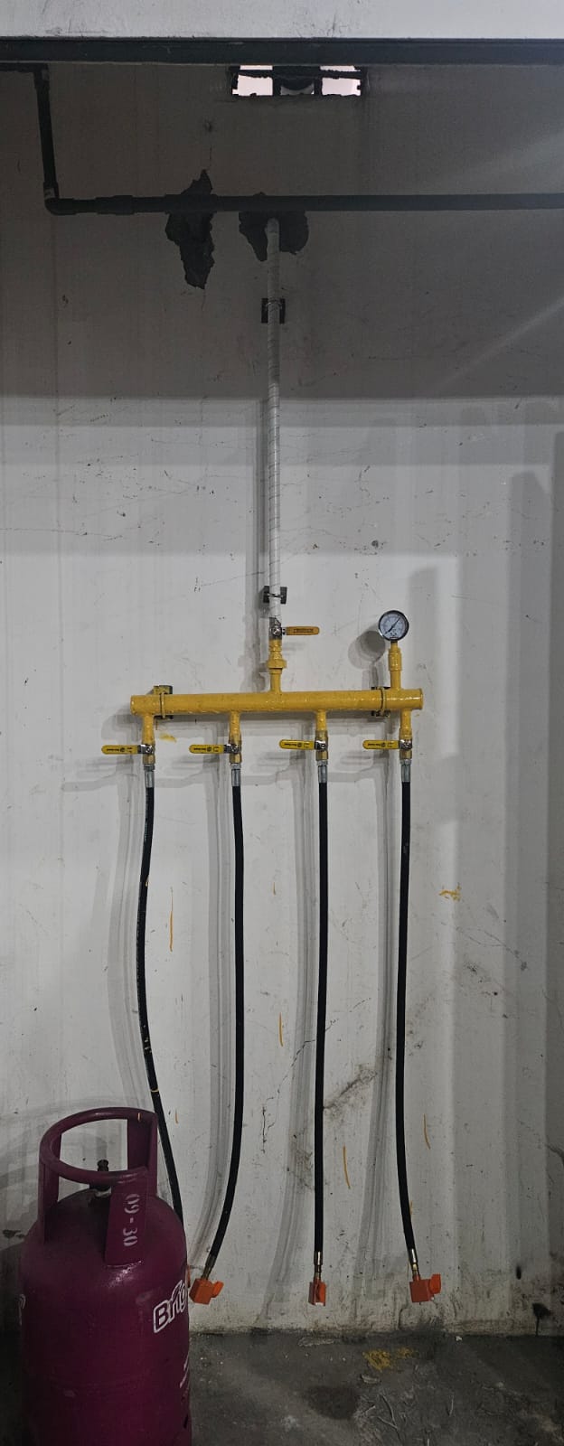 Manifold gas 4 jalur